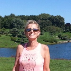 Meet your Posher, Joan